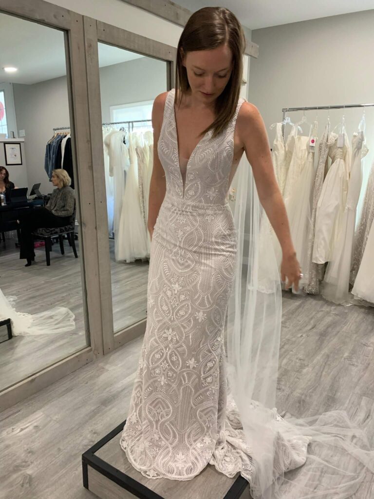 لباس عروس راسته (Sheath)