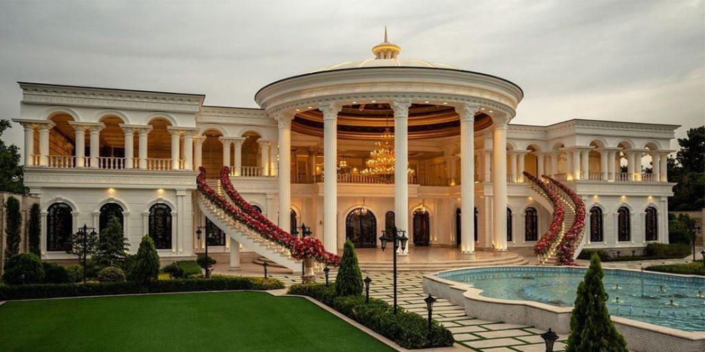 برگزاری مراسم عروسی در عمارت