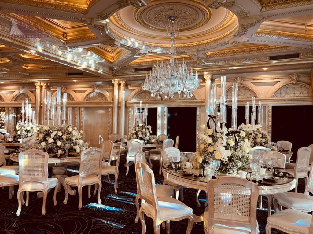 عمارت مجلل پلاتین