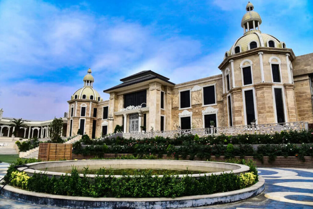 باغ عمارت فاخر