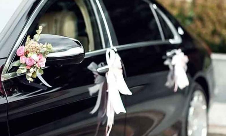 تزیین نقاط جانبی ماشین عروس