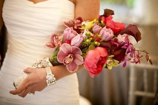 دسته گل بازویی