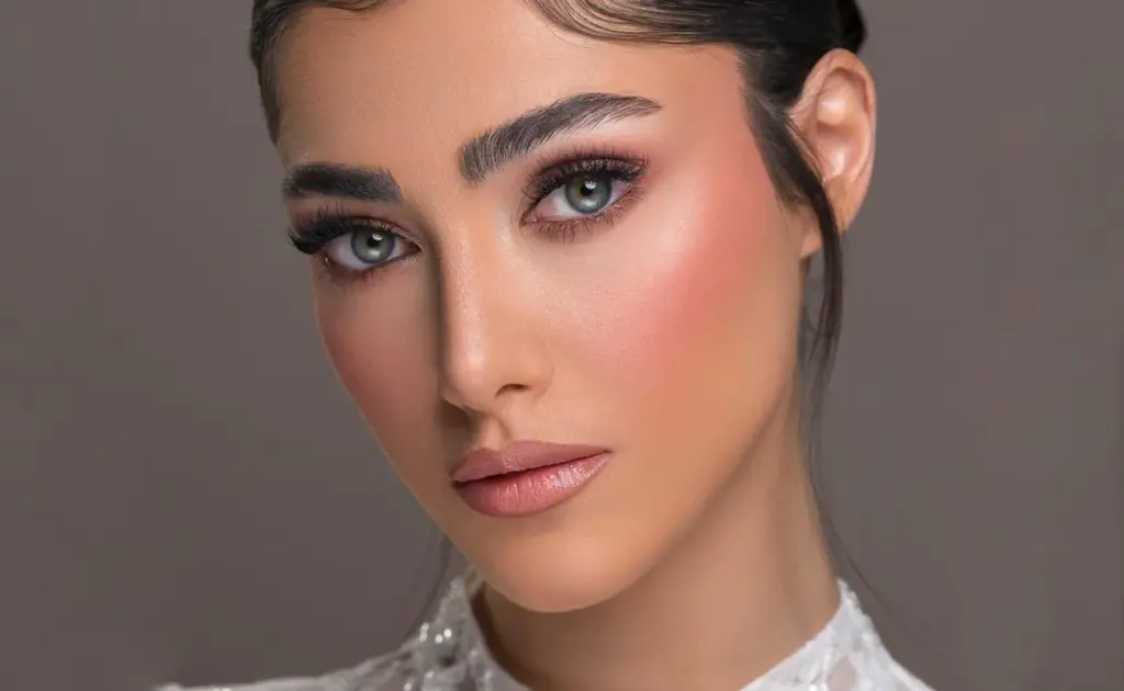 میکاپ لایت و اروپایی چیست؟